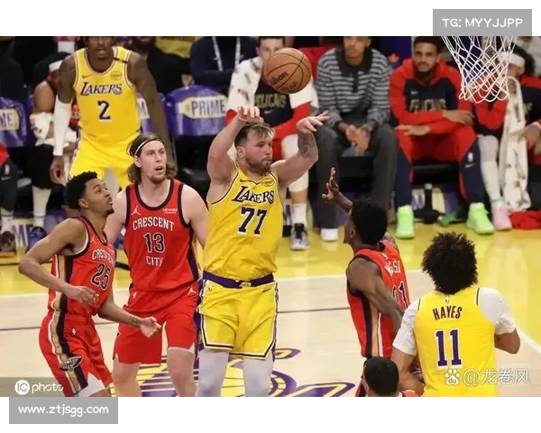 NBA常规赛:湖人VS鹈鹕 必须拿下比赛,詹姆斯总得分即将突破5万分 NBA常规赛:湖人VS鹈鹕 必须拿下比赛,詹姆斯总得分即将突破5万分